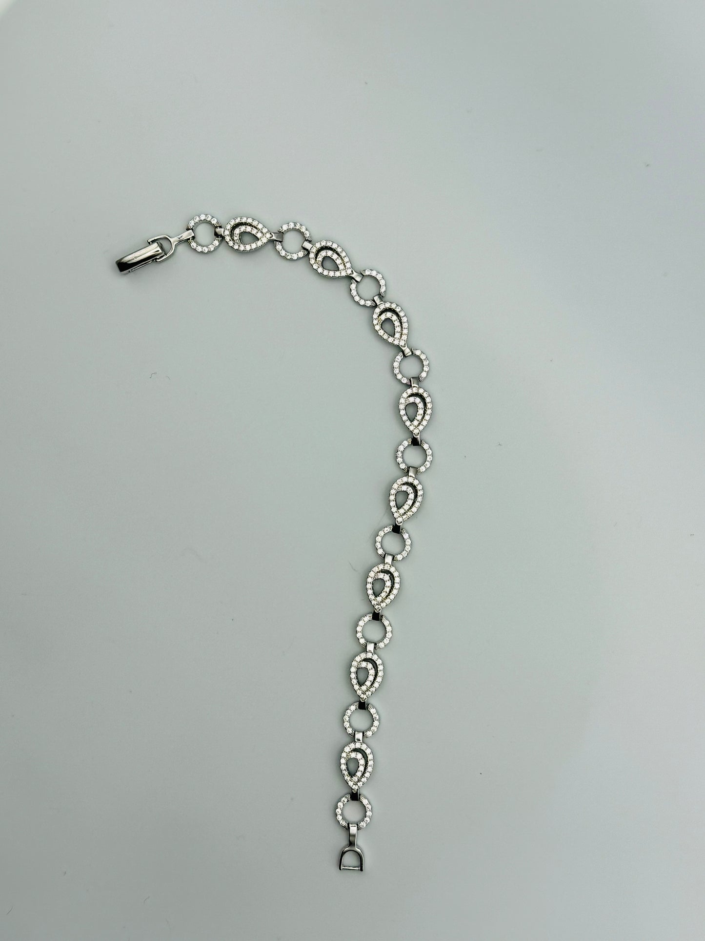 Round solitaires