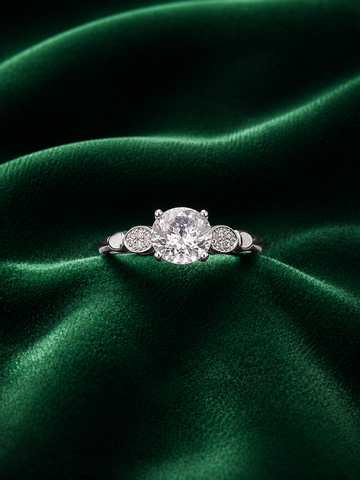 Round Cut Solitaire Ring in .925 Sterling Silver with Shimmering Side Accents