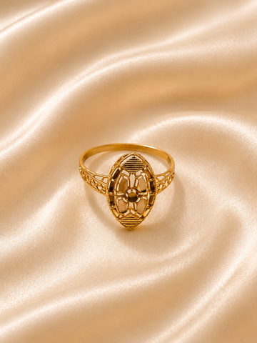 Classic Marquise Filigree Ring – 18K Gold Plated Oval Lattice Ring