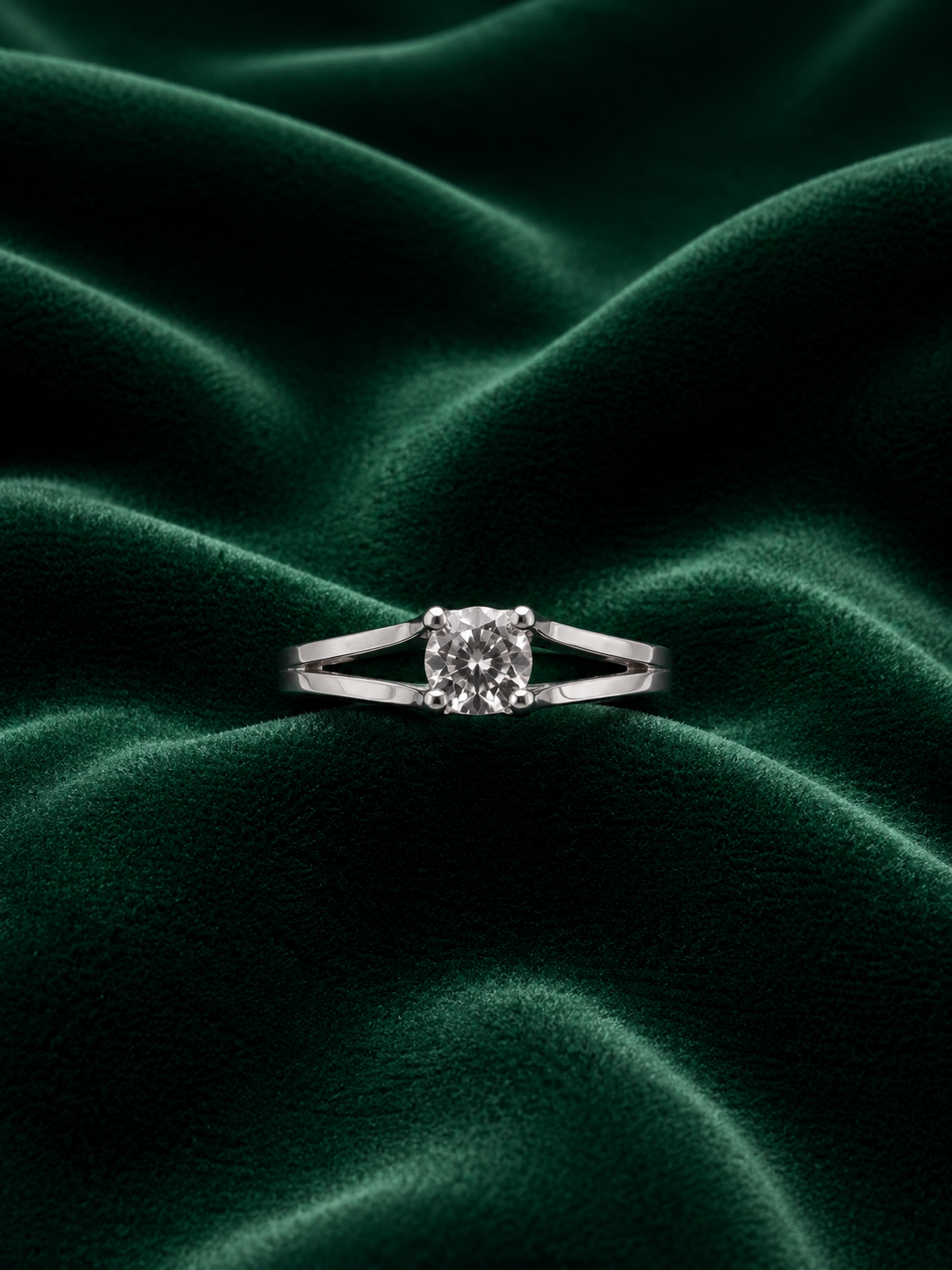 Round Moissanite Solitaire Split-Band Ring in Sterling Silver