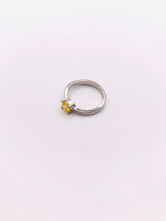 yellow sapphire