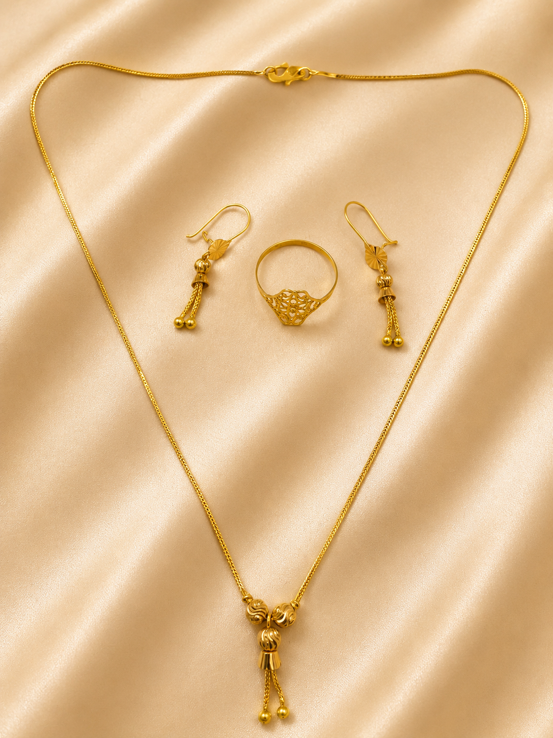 Vintage Textured Gold Tassel Jewelry Set | Statement Necklace, Drop Earrings & Filigree Ring