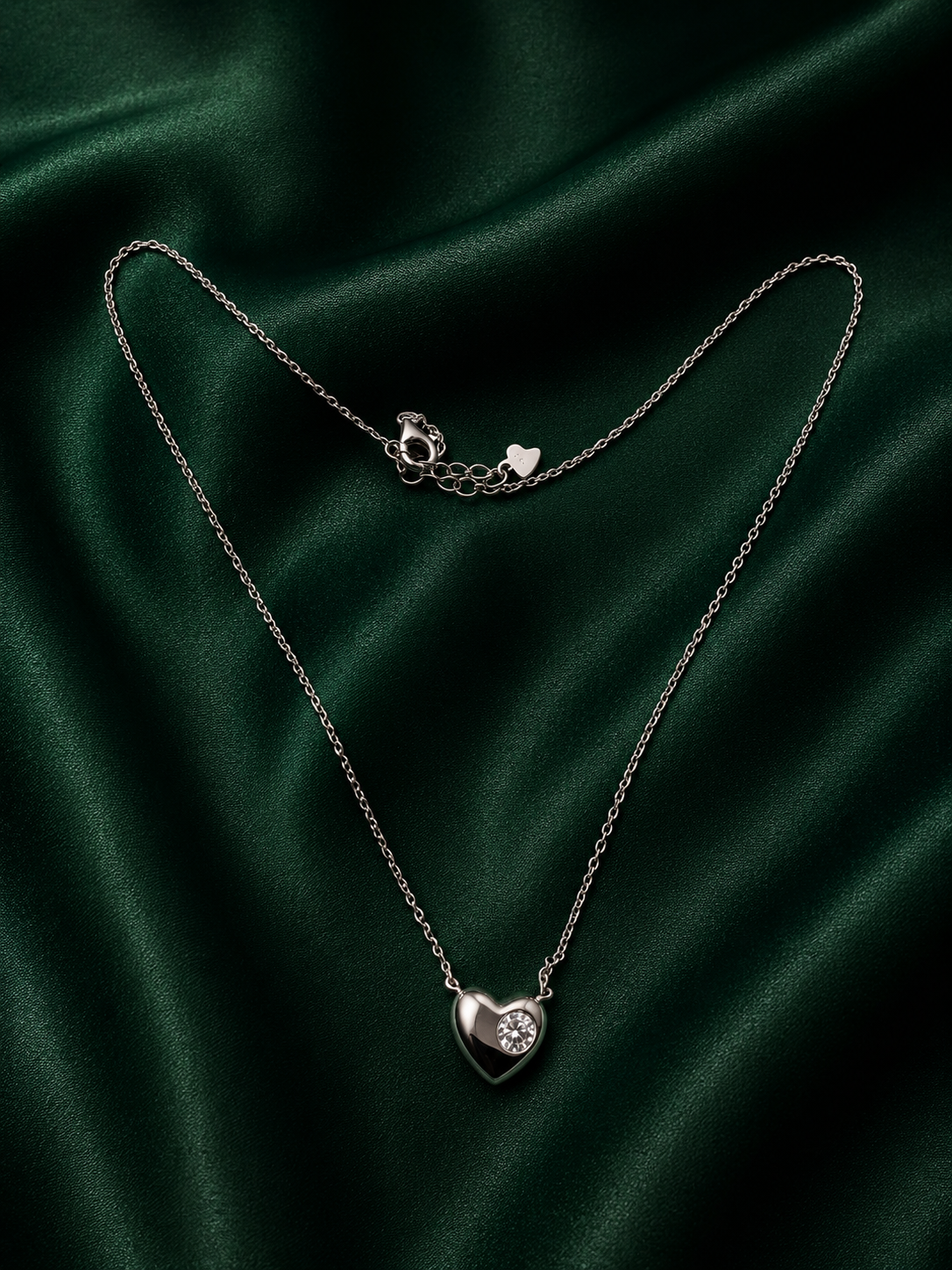 Minimalist Silver Asymmetric Heart Solitaire Charm Necklace