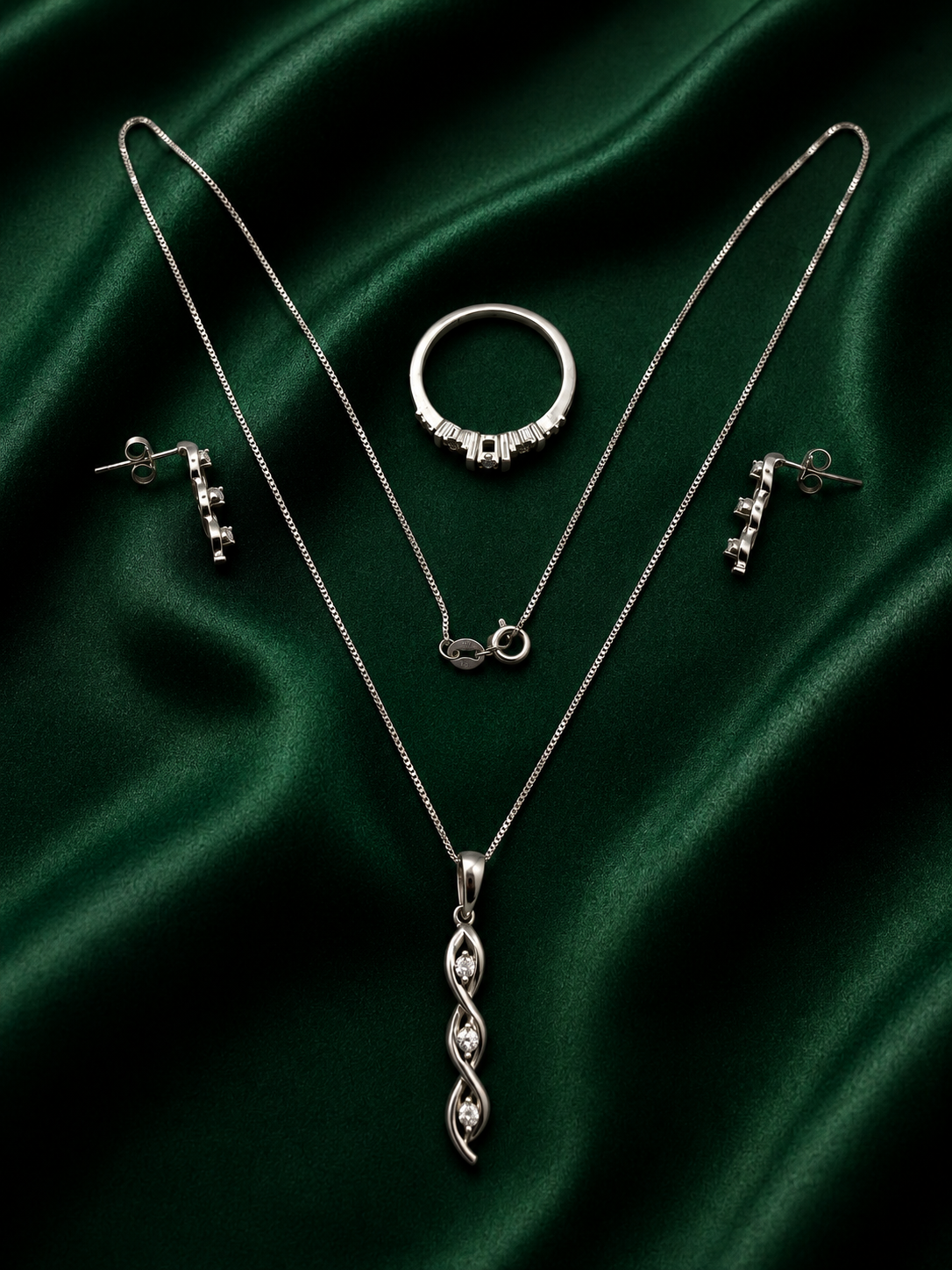 Luxury 4-Piece Sterling Silver Jewelry Set – Twisted Ribbon Necklace, Ring & Earrings