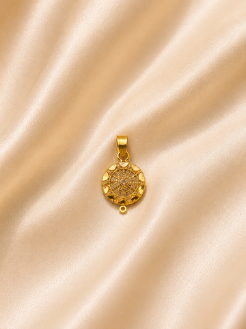Luxury Gold Coin Mandala Pendant – Textured Concentric Circle Medallion