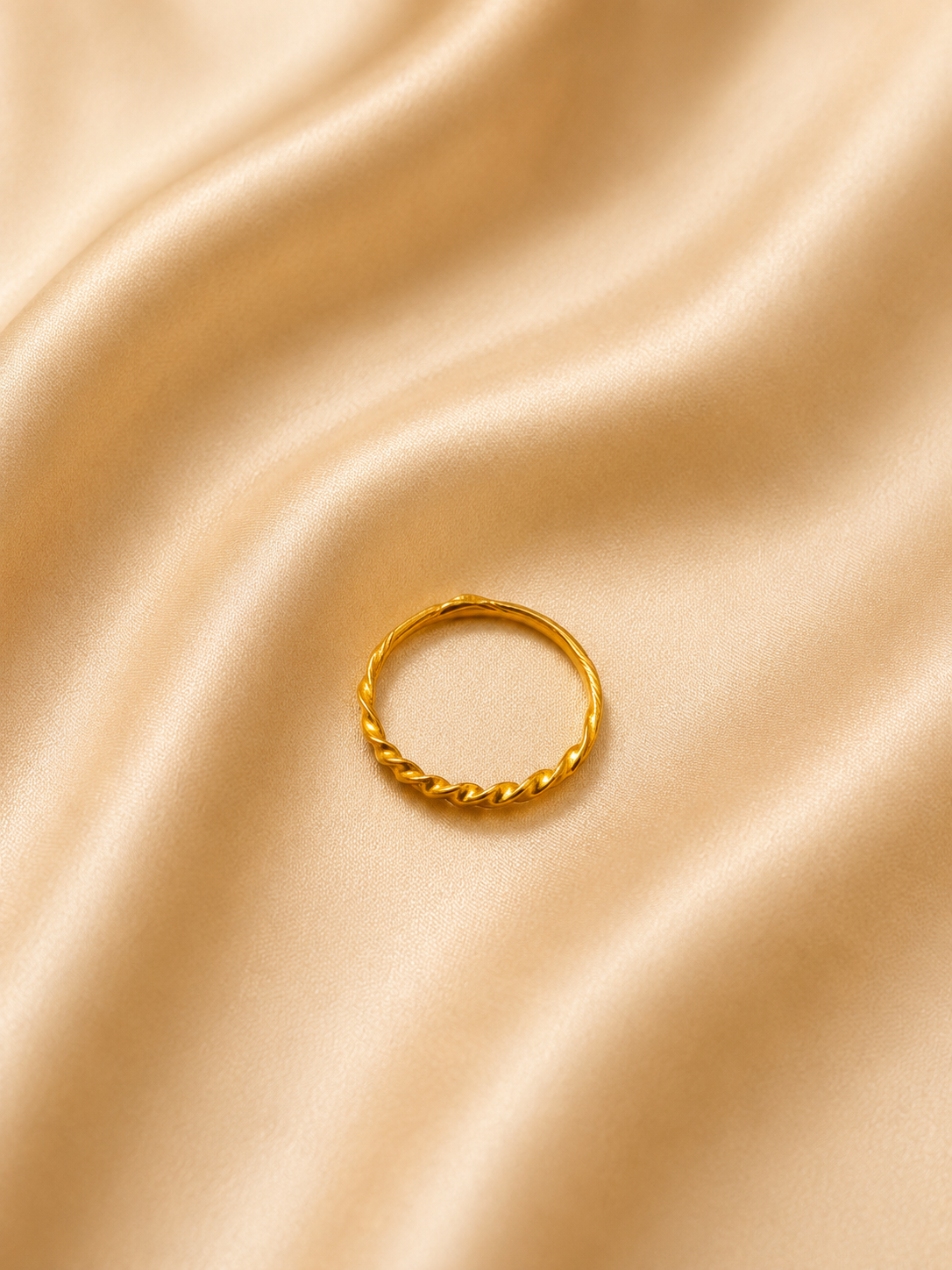 Aria Delicate Twisted Rope Band – Classic Textural Stacking Ring