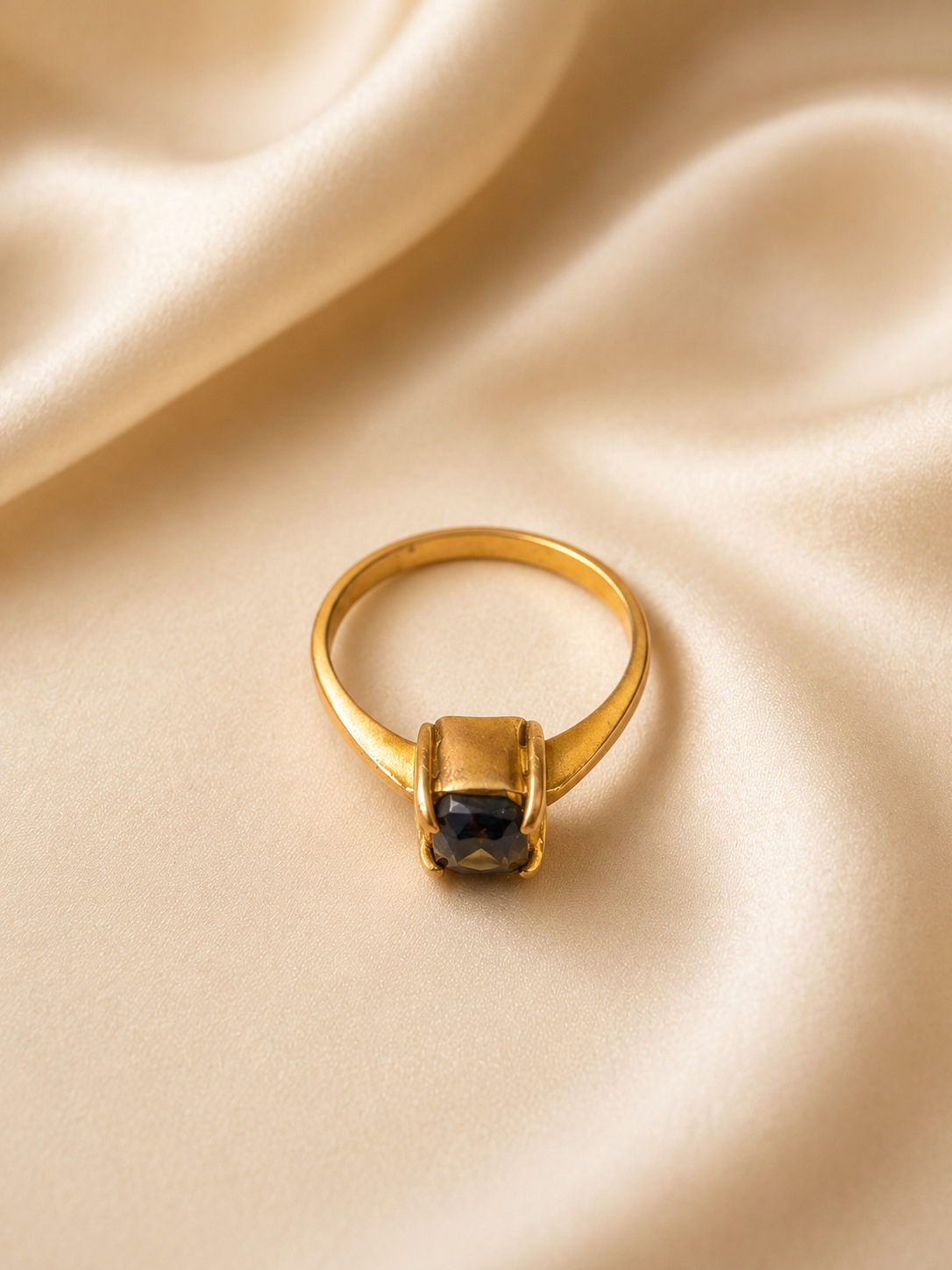 Cushion-Cut Smoky Quartz Statement Ring | Modern Geometric Gold Cocktail Ring
