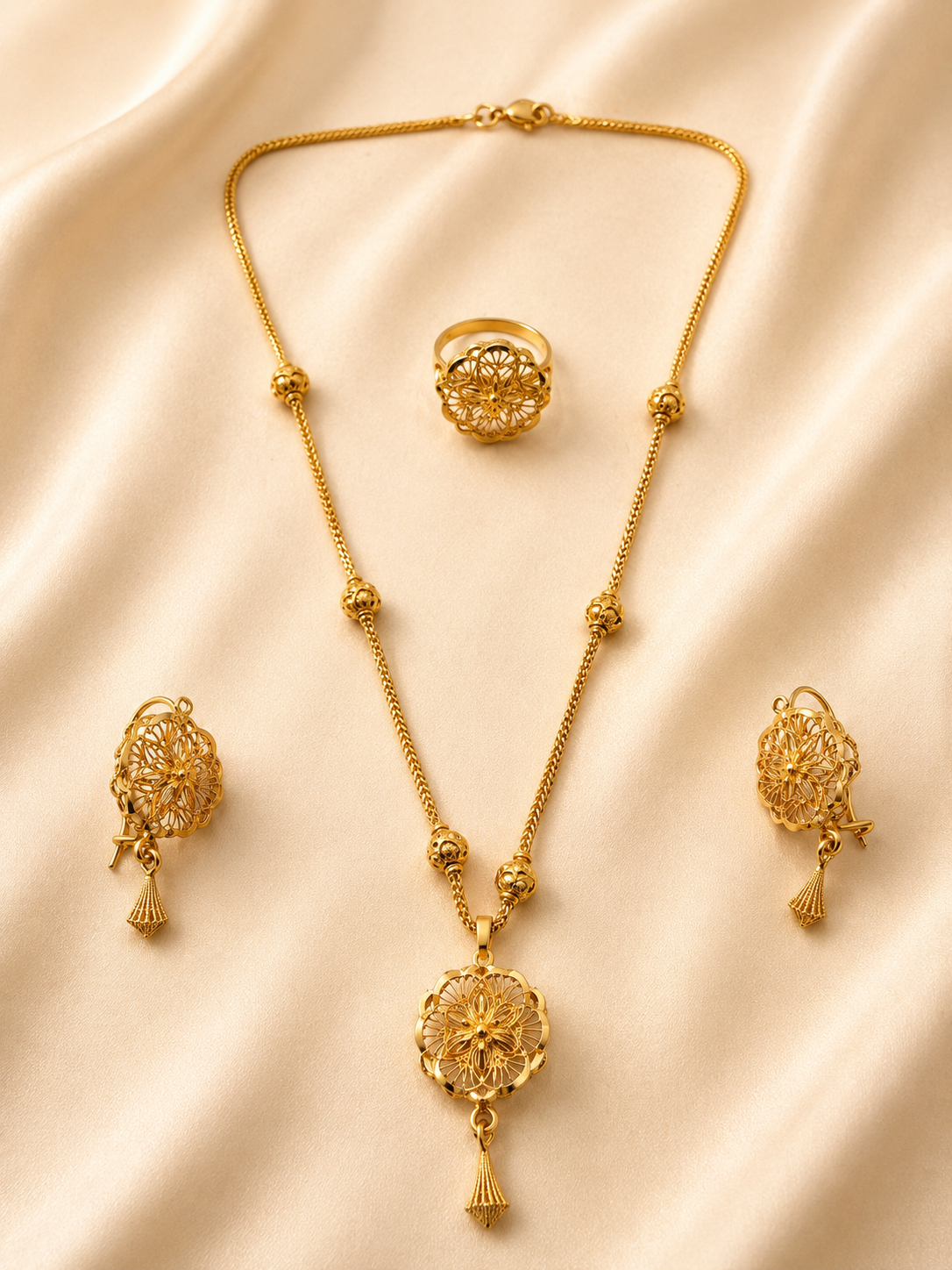 Zahra Intricate Mandala Gold Jewelry Set